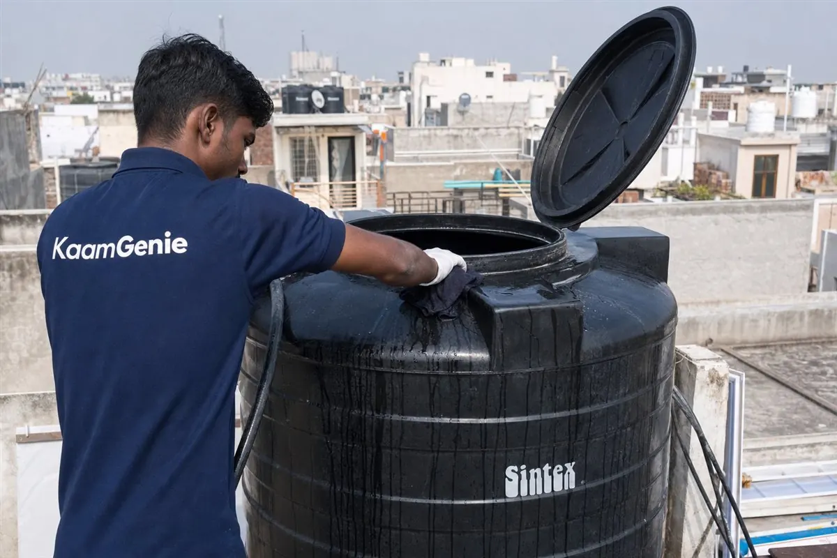 How to Clean a Sintex / Plastic Water Tank &mdash; KaamGenie water tank cleaning in Delhi NCR
