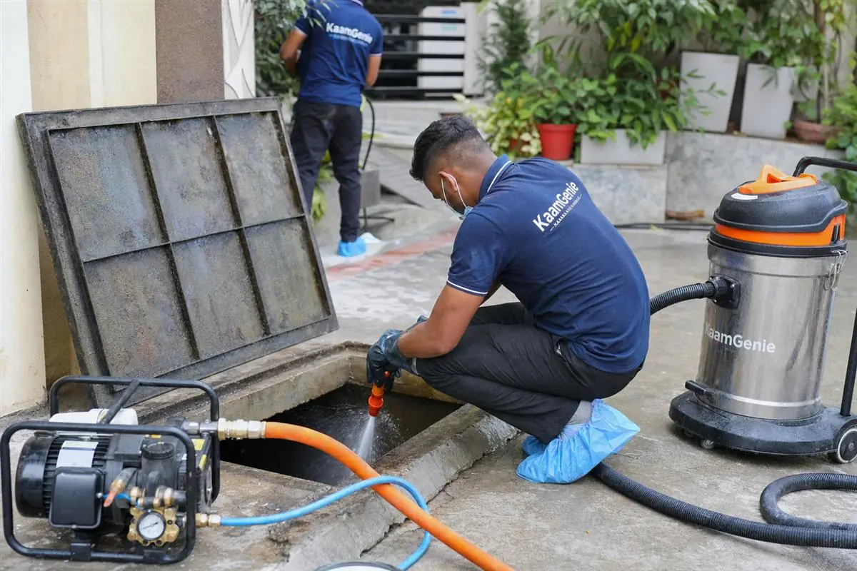 How to Clean an Underground Sump Safely &mdash; KaamGenie water tank cleaning in Delhi NCR