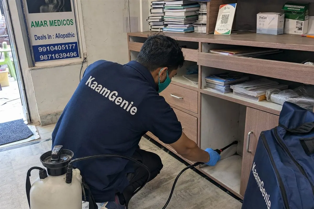 KaamGenie pest control technician treating a Padam Nagar property in North Delhi / Central Delhi