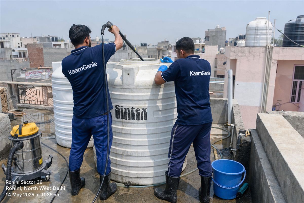 KaamGenie crew cleaning a water tank in Rohini Sector 36, Delhi