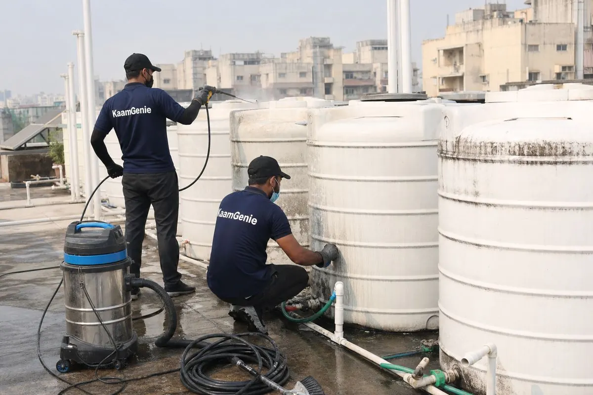 KaamGenie crew cleaning a society water tank in Nimri Colony (Ashok Vihar), Delhi